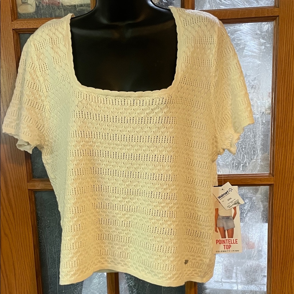 NWT Celebrity Pink Cream Pontelle Cropped Knit Top